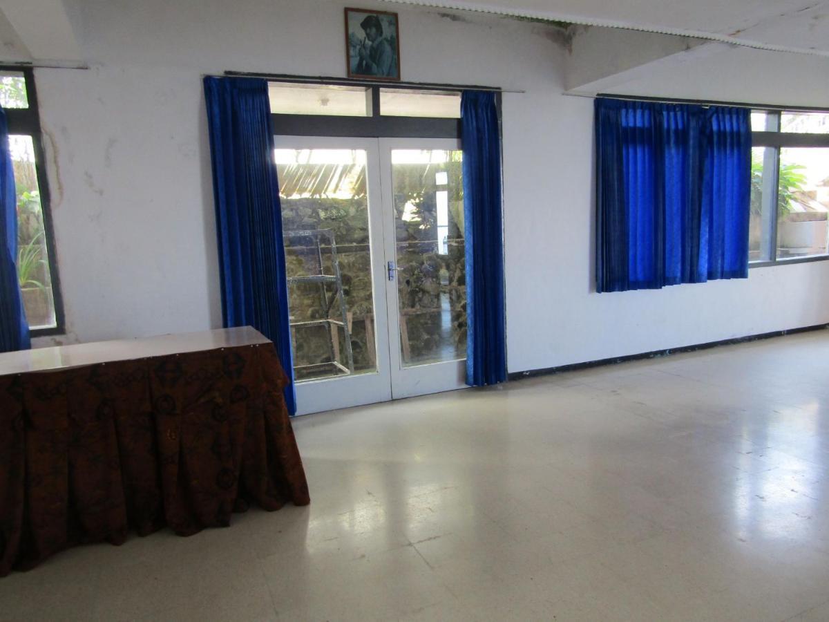 Hotel Pantes Sarangan Εξωτερικό φωτογραφία