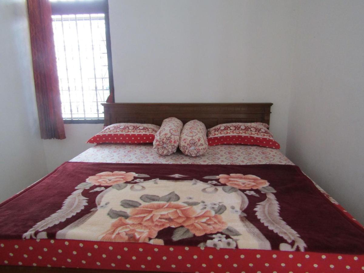 Hotel Pantes Sarangan Εξωτερικό φωτογραφία