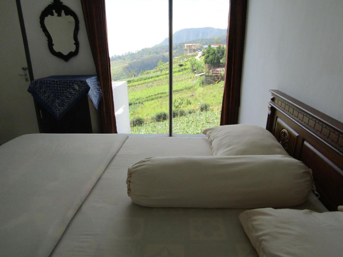 Hotel Pantes Sarangan Εξωτερικό φωτογραφία