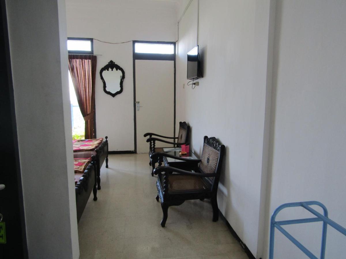Hotel Pantes Sarangan Εξωτερικό φωτογραφία