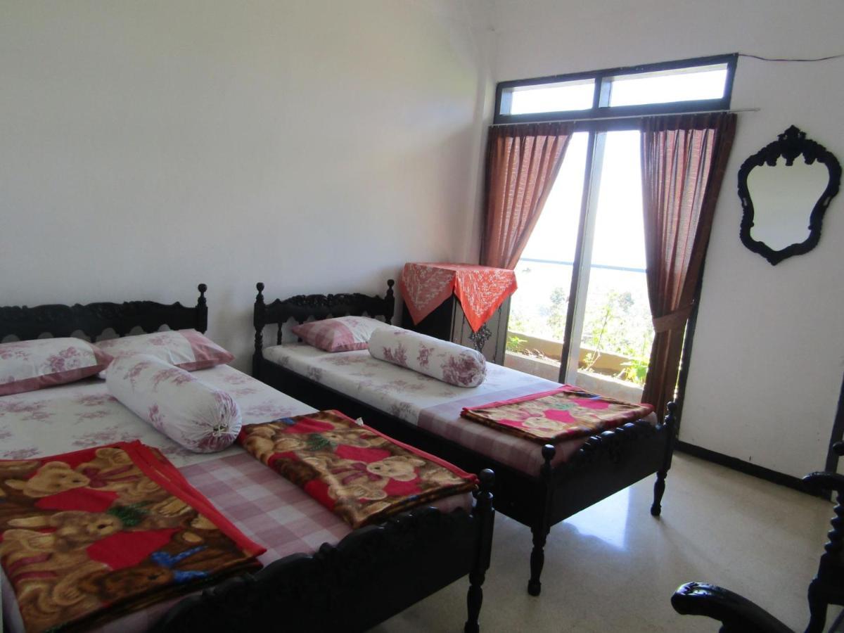 Hotel Pantes Sarangan Εξωτερικό φωτογραφία