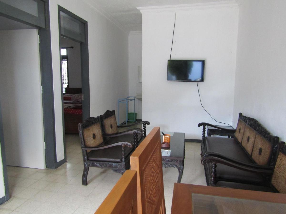 Hotel Pantes Sarangan Εξωτερικό φωτογραφία